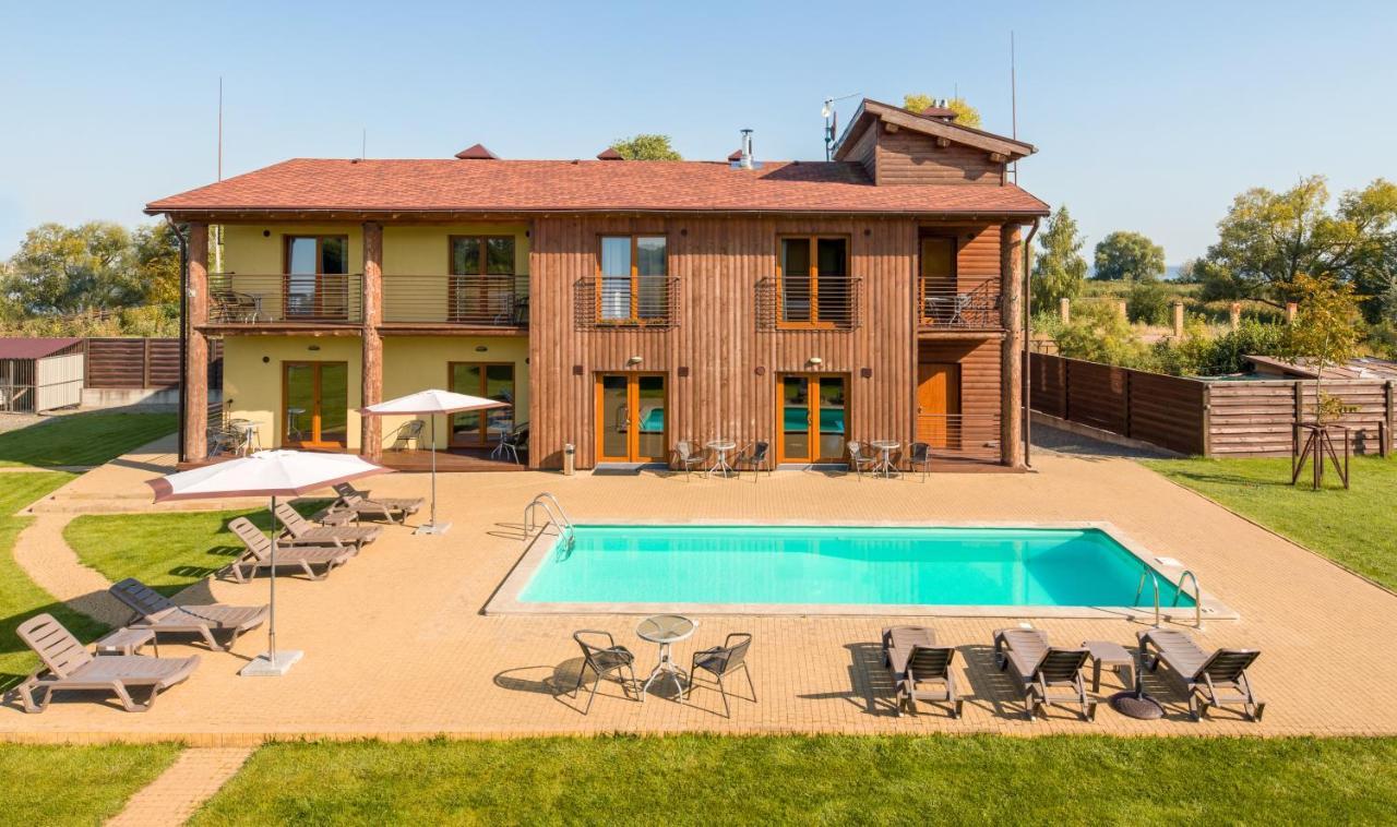 Eden Resort Yasnogorodka  Экстерьер фото